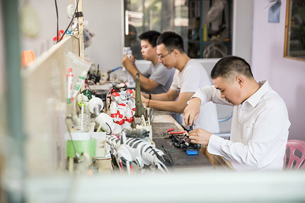 大菠萝视频网址APP设计玩具功能制作部门